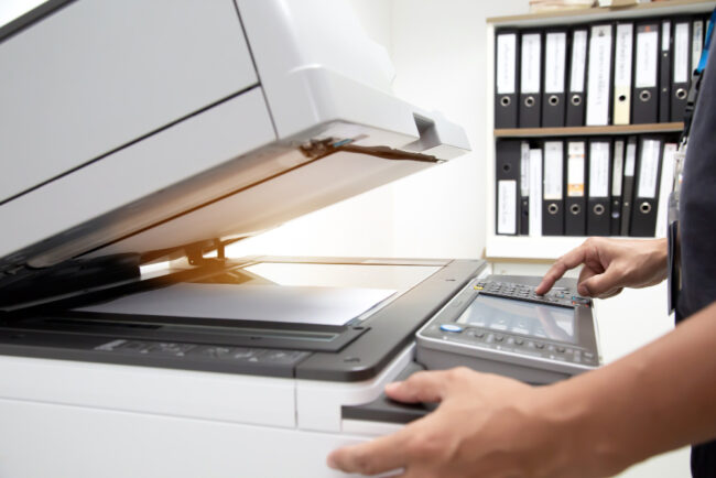 ¿qué-tener-en-cuenta-antes-de-comprar-una-fotocopiadora-para-tu-oficina_